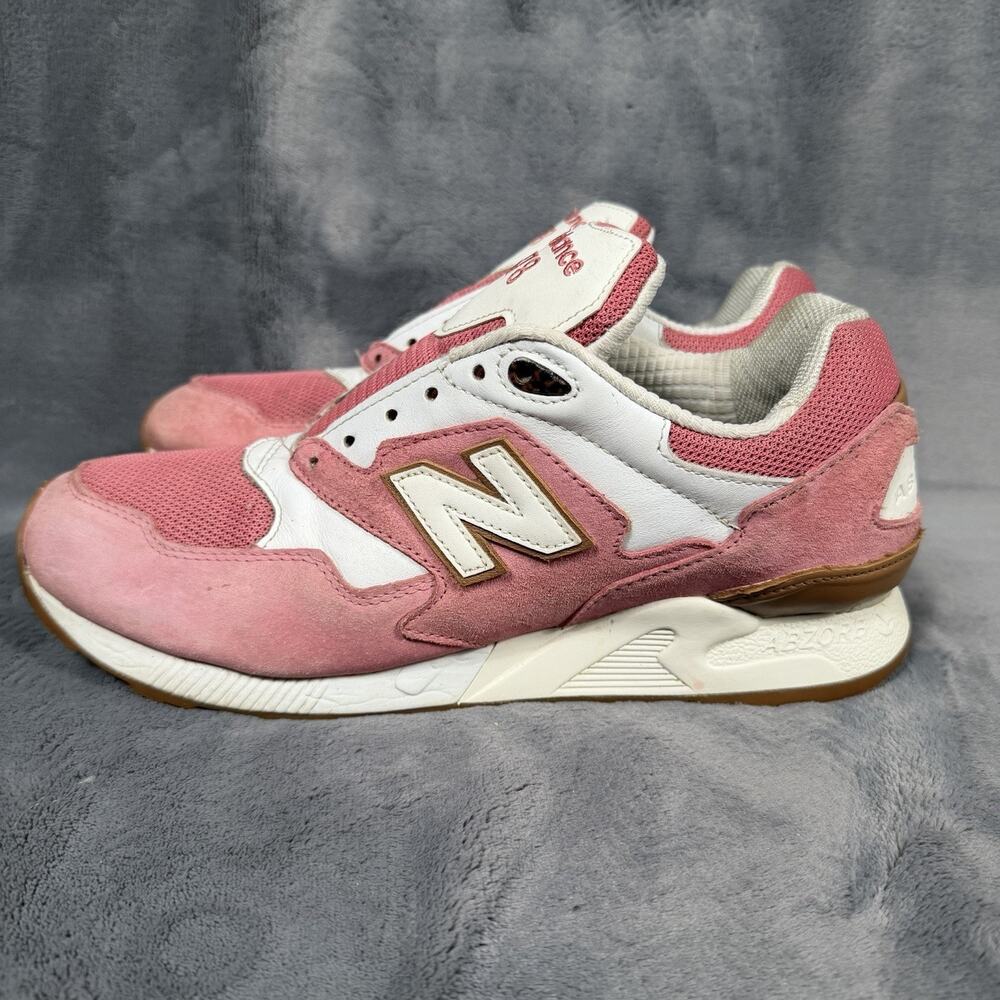 New Balance 878 Pink White Suede Sneakers Mens Size 10 Retro Running Shoes